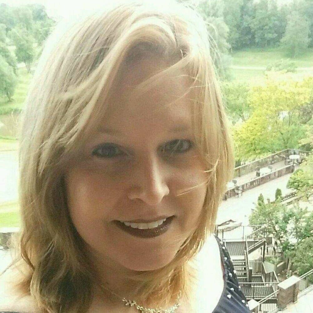 Meet your Posher, Gina